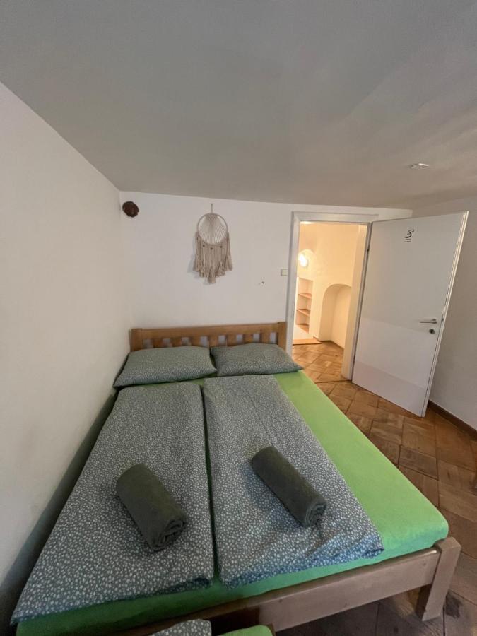 Dům Pod Věží Apartamento Mikulov Exterior foto
