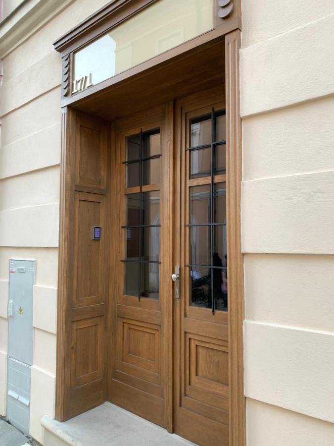 Dům Pod Věží Apartamento Mikulov Exterior foto